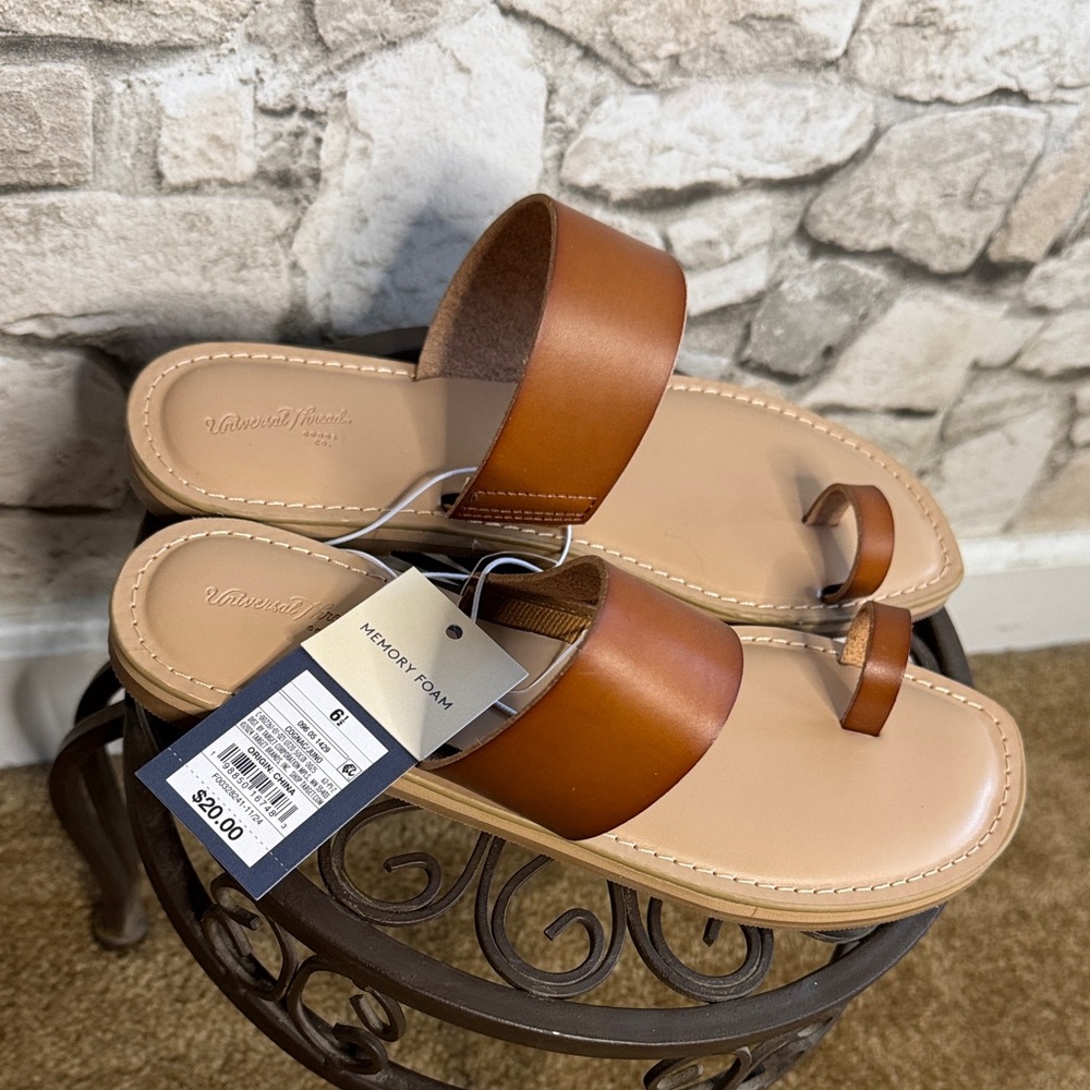 Universal Thread Brown and Cream Sandals